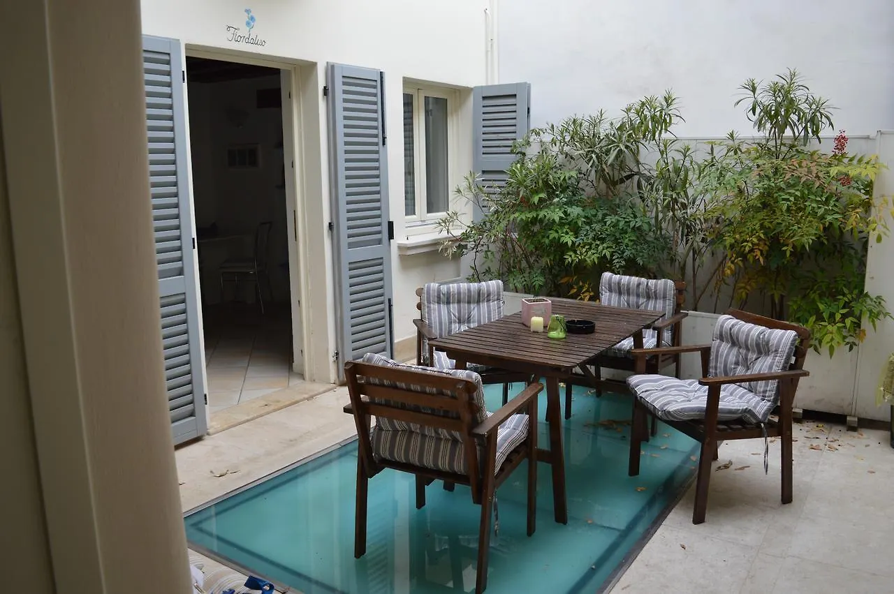 The Flowers Apartments 2 Desenzano del Garda