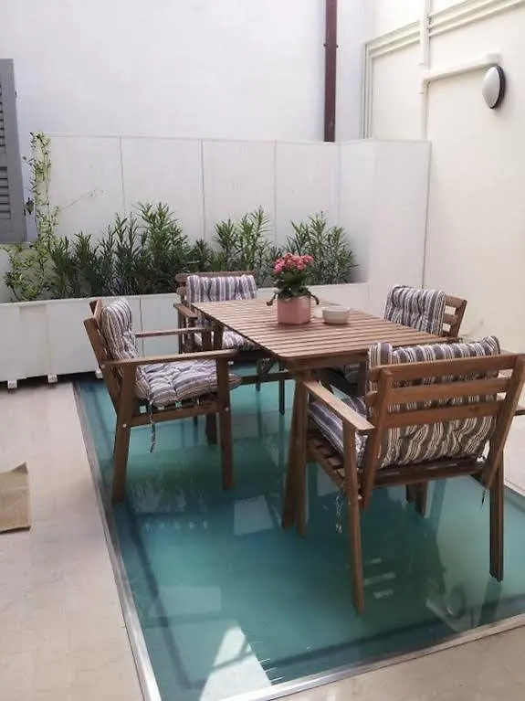 The Flowers Apartments 2 Desenzano del Garda